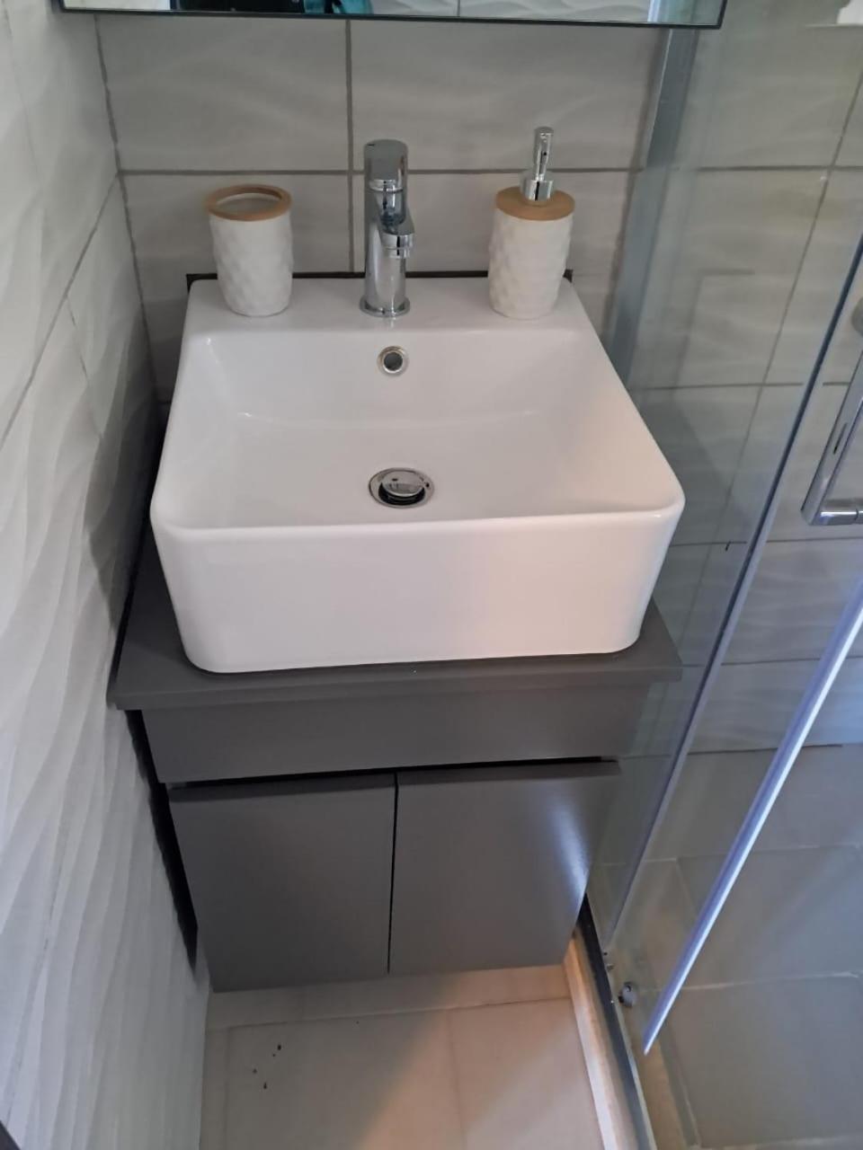 Erodios Apartments كاليفيس المظهر الخارجي الصورة